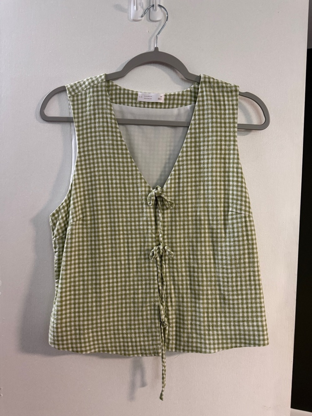 LC Lauren Conrad Green Gingham Tie-Front Sleeveless Top
